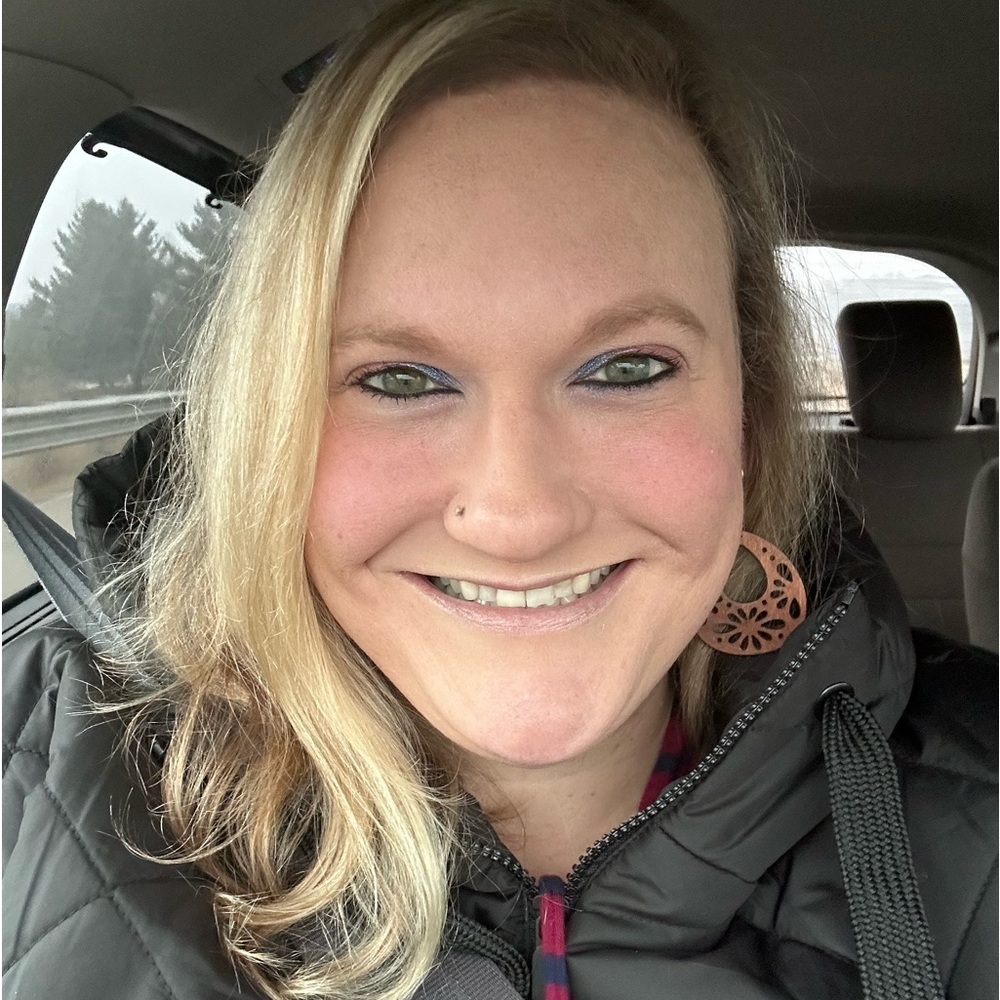Meet your Posher, Rachel